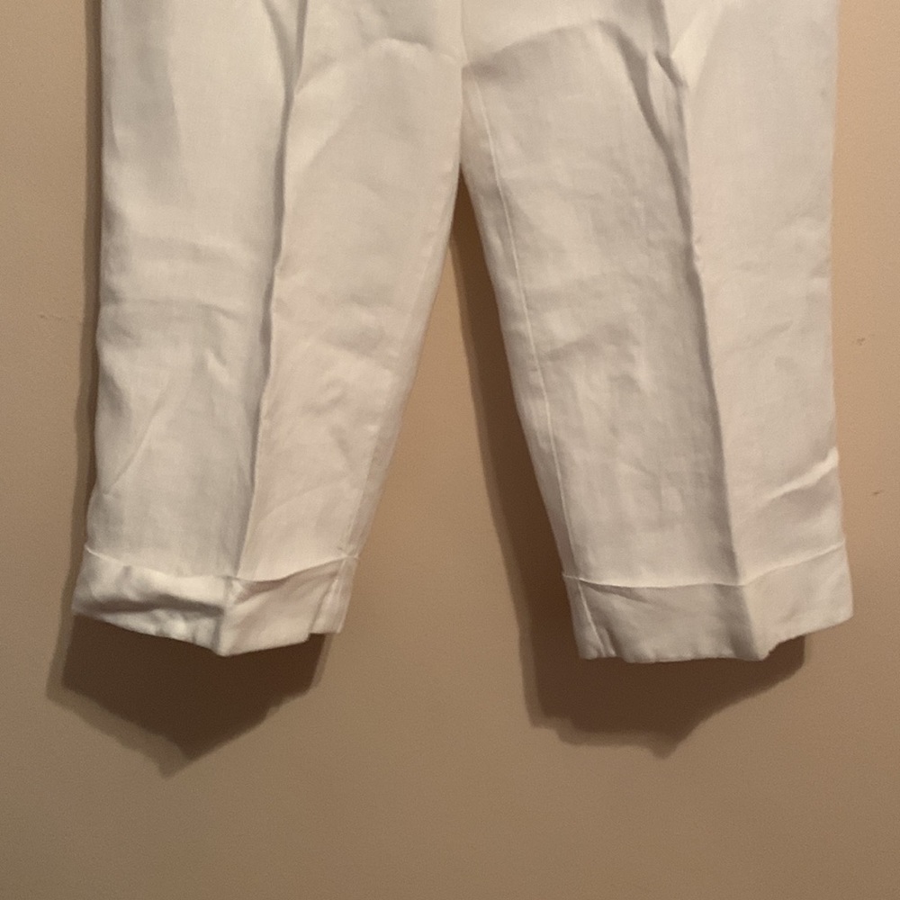 JM Collection 100% White Lined Linen Elastic Waist Capris - Picture 2 of 8